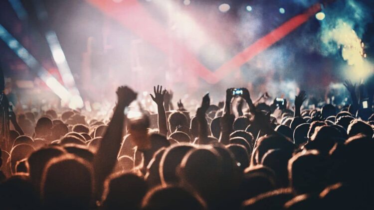 AC/DC v Bratislave, eufória neustáva, zostávajú už len lístky na státie