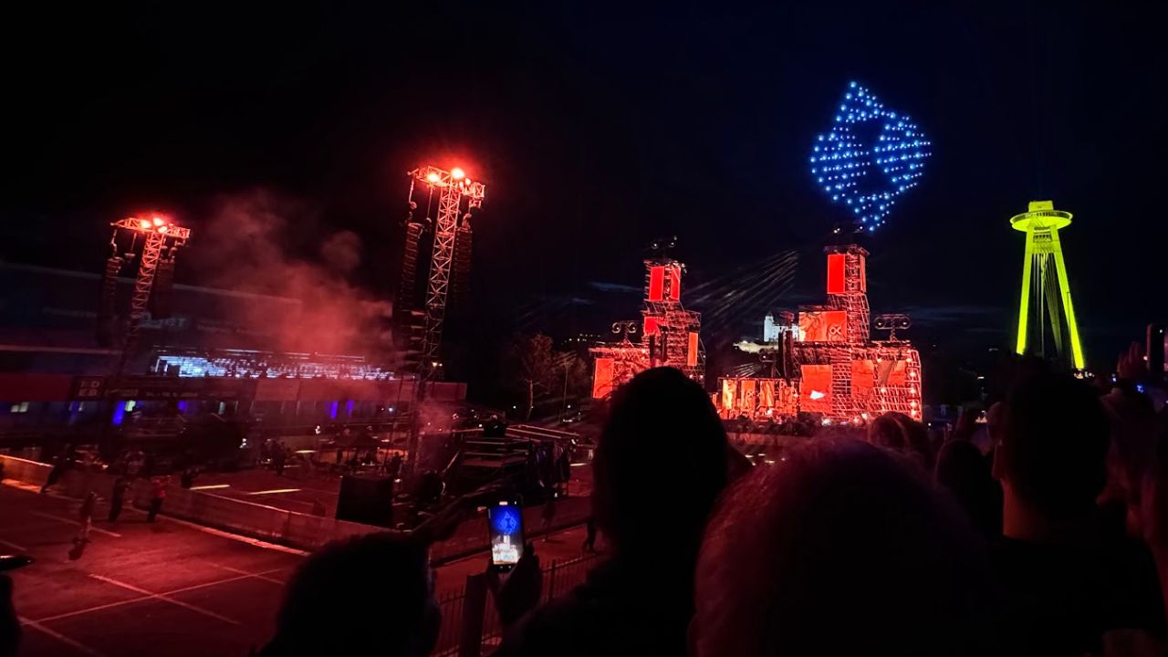 Jean-Michel Jarre v Bratislave sľubuje hudobný zážitok roka, takto to vyzeralo na skúške