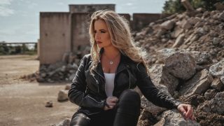 LeRa vzdáva poctu legende: Nové rockové Vyznanie je plné vášne a rešpektu