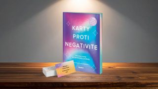 Karty proti negativite prinášajú nový spôsob, ako premeniť negatívne myšlienky na silu pozitívnej zmeny