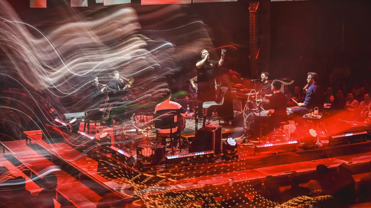 para-vydava-prvy-live-album